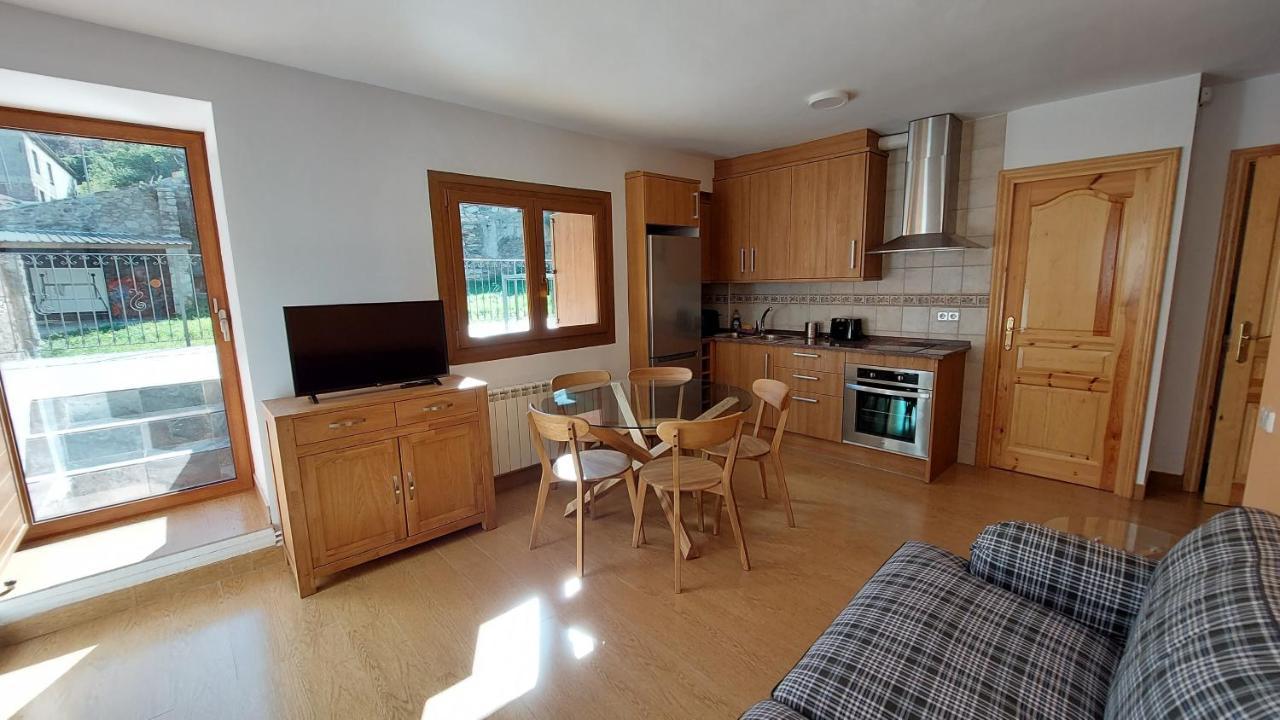 Rural Apartment Senet
